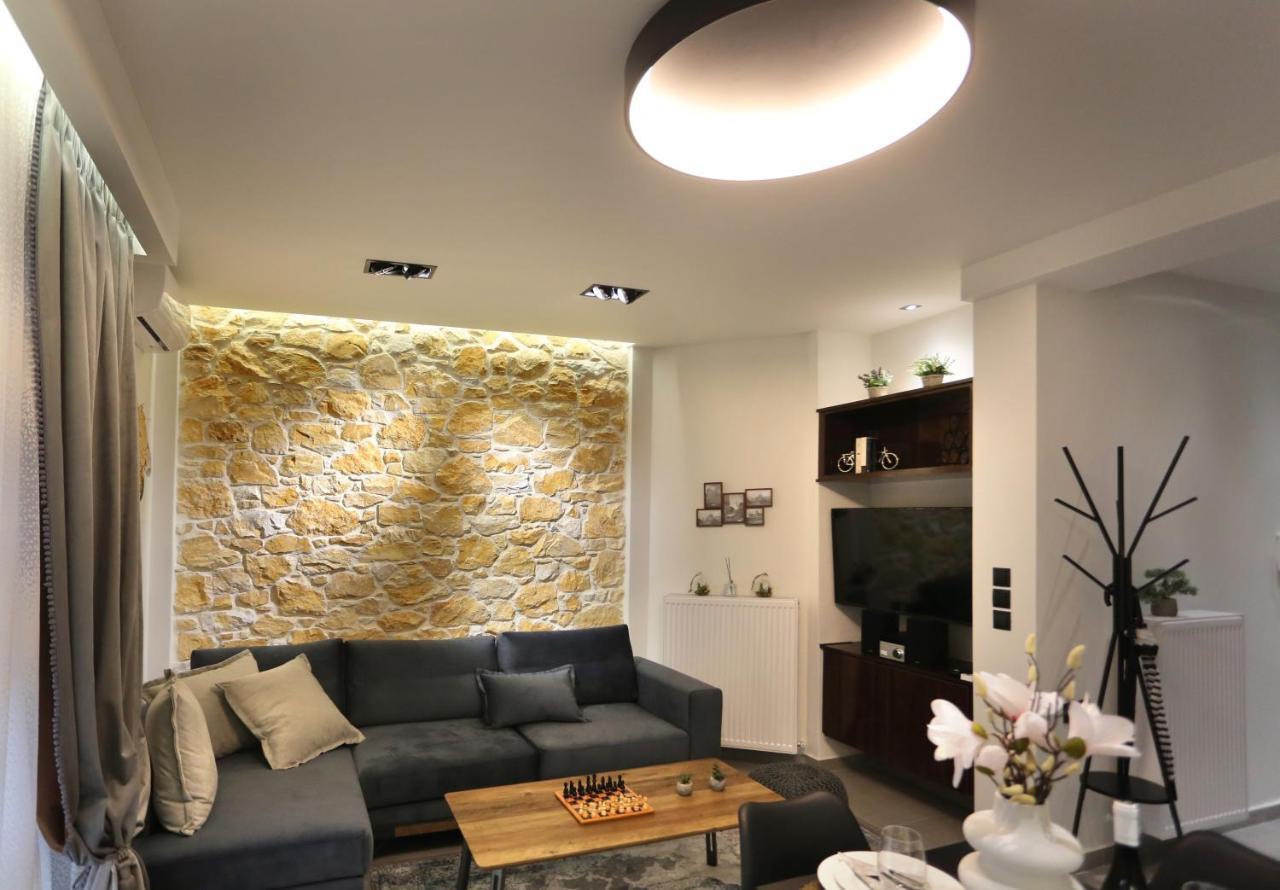 La Larissa Luxury Apartments Koronis 外观 照片