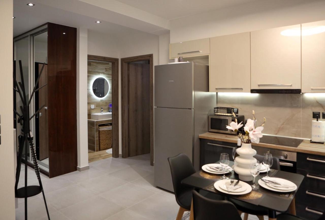 La Larissa Luxury Apartments Koronis 外观 照片