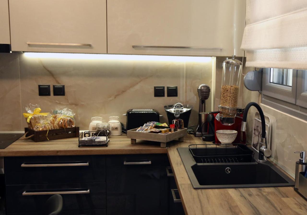 La Larissa Luxury Apartments Koronis 外观 照片